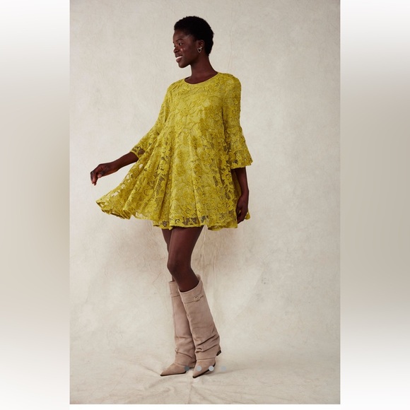 Free People Dresses & Skirts - NWT Free People Le Fleur Mini Dress Lentil Sprout XS Lace Lined Bell-Sleeve Boho
